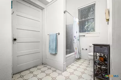 843 Cross Street, New Braunfels, TX 78130 - Photo 14