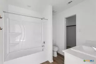 128 Hellcats Wy, Jarrell, TX 76537 - Photo 14