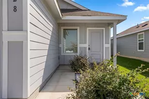 128 Hellcats Wy, Jarrell, TX 76537 - Photo 2