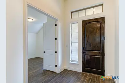 593 Vale Court, New Braunfels, TX 78132 - Photo 2