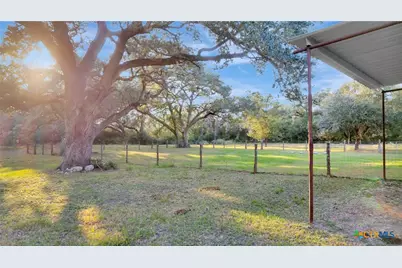 2133 Cr 125, Edna, TX 77957 - Photo 32