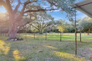 2133 Cr 125, Edna, TX 77957 - Photo 32