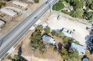 936 Water St, Gonzales, TX 78629 - Photo 16