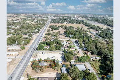 936 Water Street, Gonzales, TX 78629 - Photo 20