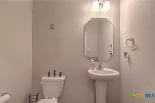 6107 Lavaca Dr, Belton, TX 76513 - Photo 8