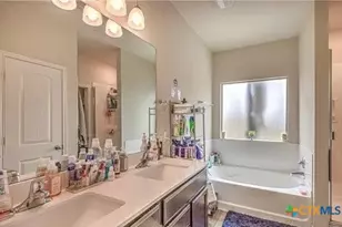 6107 Lavaca Dr, Belton, TX 76513 - Photo 10