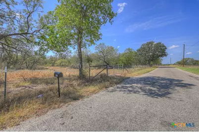 445 Single Oak Road, Seguin, TX 78155 - Photo 1