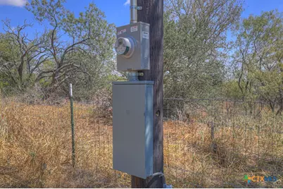 445 Single Oak Road, Seguin, TX 78155 - Photo 18