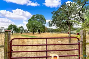 383 Rosewood Dr, La Vernia, TX 78121 - Photo 36