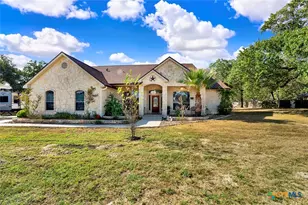 383 Rosewood Dr, La Vernia, TX 78121 - Photo 2