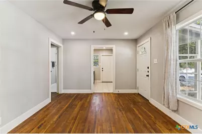 1030/1032 Haynes Street #2, San Marcos, TX 78666 - Photo 12