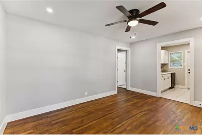 1030/1032 Haynes Street #2, San Marcos, TX 78666 - Photo 10