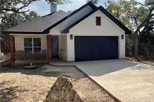 10 Sunshine Cir, Wimberley, TX 78676 - Photo 1