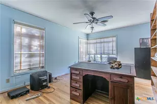 504 W Park Ave, Temple, TX 76501 - Photo 14