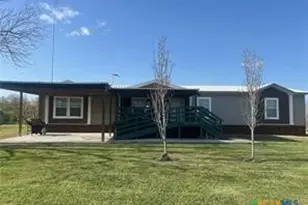 4516 FM1090, Port Lavaca, TX 77979 - Photo 4