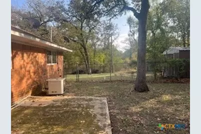 2603 W Main Street, Cameron, TX 76520 - Photo 28