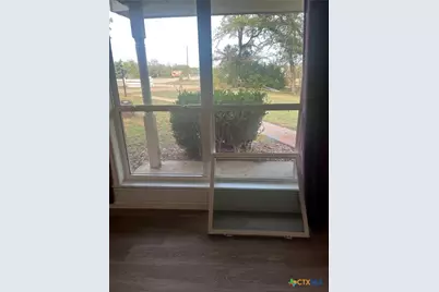 2603 W Main Street, Cameron, TX 76520 - Photo 8