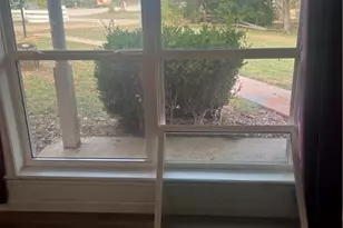 2603 W Main St, Cameron, TX 76520 - Photo 8