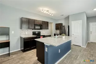 14905 Breccia Rd, Manor, TX 78653 - Photo 4