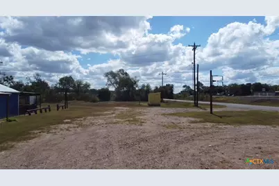 11760 Nursery Drive, Victoria, TX 77904 - Photo 6