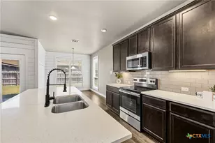 5321 Lancaster Dr, Belton, TX 76513 - Photo 12