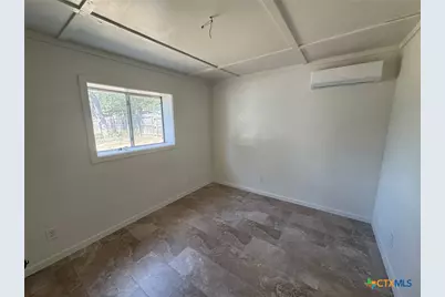 2802 W 4th Street, Cameron, TX 76520 - Photo 8