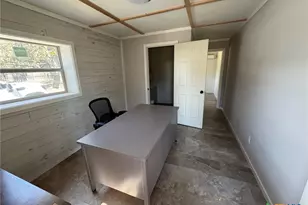 2802 W 4th St, Cameron, TX 76520 - Photo 6