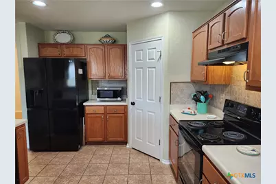 144 Crane Crest Drive, New Braunfels, TX 78130 - Photo 8