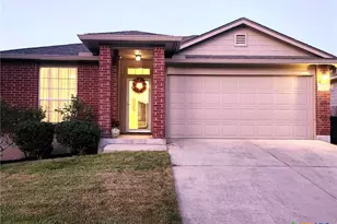 144 Crane Crest Dr, New Braunfels, TX 78130 - Photo 2