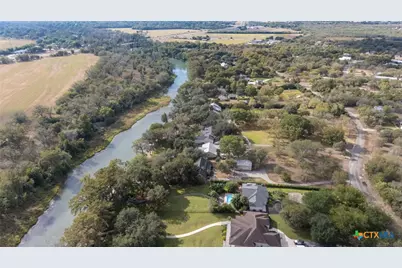 114 Navajo Trail, Seguin, TX 78155 - Photo 6