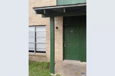 121 Regency Avenue, Victoria, TX 77904 - Photo 6