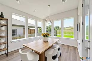 1823 Weinnacht, New Braunfels, TX 78132 - Photo 6