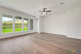 1823 Weinnacht, New Braunfels, TX 78132 - Photo 8