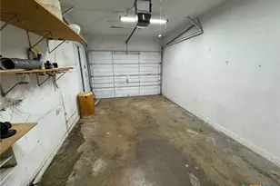 300 N Bowie, Cameron, TX 76520 - Photo 12