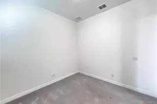 4607 Camden Heights, San Antonio, TX 78261 - Photo 6