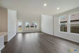 444 Foxbrook Way, Cibolo, TX 78108 - Photo 4