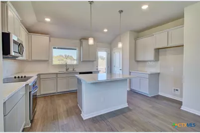 1229 Casetta Run, New Braunfels, TX 78130 - Photo 10