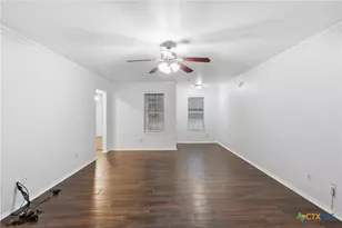 6525 Brooks Dr, Temple, TX 76502 - Photo 10