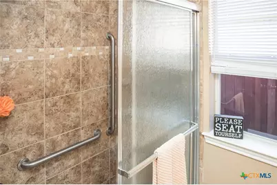 303 Bridle Lane, Victoria, TX 77904 - Photo 18