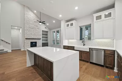 11730 Stoltzer, San Antonio, TX 78254 - Photo 2