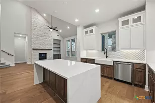 11730 Stoltzer, San Antonio, TX 78254 - Photo 2