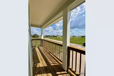 638 Swallow, Palacios, TX 77465 - Photo 18