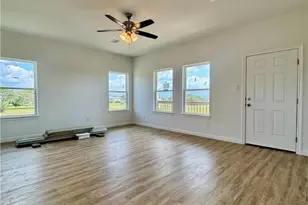 638 Swallow, Palacios, TX 77465 - Photo 10