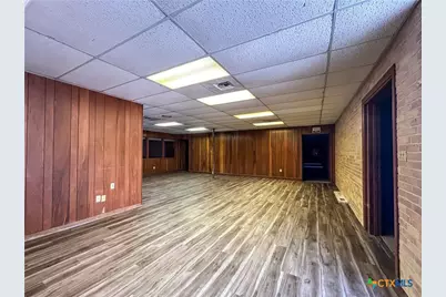 2403 N Laurent, Victoria, TX 77901 - Photo 4