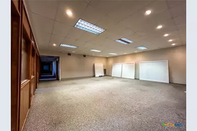 2403 N Laurent, Victoria, TX 77901 - Photo 18