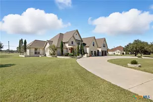 130 Post Oak Cir, Inez, TX 77968 - Photo 6