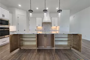 724 Eagle Crst Dr, Salado, TX 76571 - Photo 10