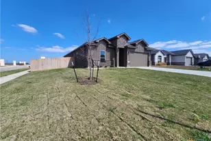 724 Eagle Crst Dr, Salado, TX 76571 - Photo 2