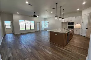 724 Eagle Crst Dr, Salado, TX 76571 - Photo 6