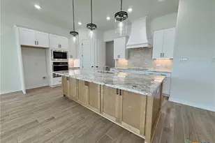 724 Eagle Crst Dr, Salado, TX 76571 - Photo 10